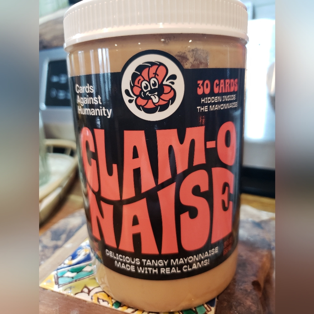 NWT Cards Against Humanity "Clam-O-Naise" Special Edition-Great Gift!